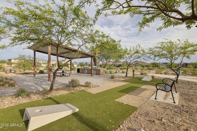 2042 W DESERT FOREST Trail, Phoenix, AZ 85085