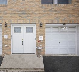 28 Hoffman Pl, Irvington Twp., NJ 07111