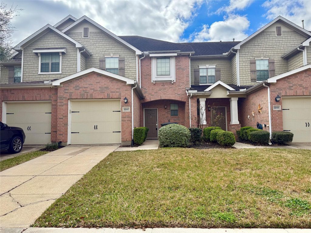 13107 Lawsons Creek Lane, Houston, TX 77072