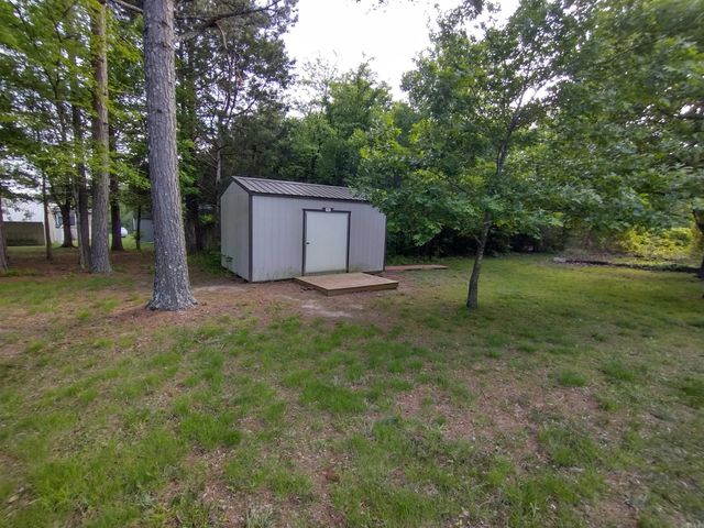 227 Lord LN, Mountain View, AR 72560