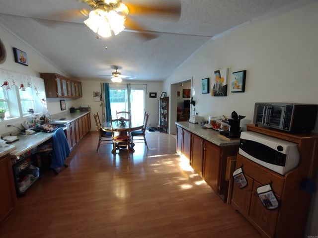 227 Lord LN, Mountain View, AR 72560