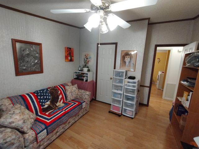 227 Lord LN, Mountain View, AR 72560