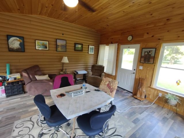 227 Lord LN, Mountain View, AR 72560