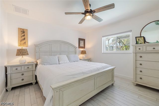 3504 SW 6th ST, Cape Coral, FL 33991
