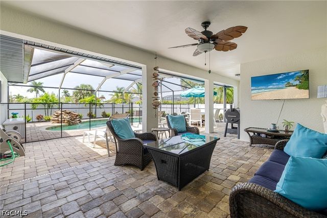 3504 SW 6th ST, Cape Coral, FL 33991
