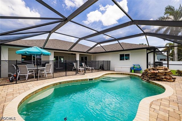 3504 SW 6th ST, Cape Coral, FL 33991