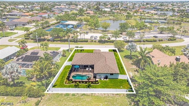 3504 SW 6th ST, Cape Coral, FL 33991