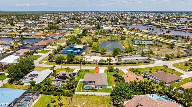 3504 SW 6th ST, Cape Coral, FL 33991