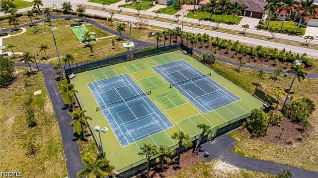 3504 SW 6th ST, Cape Coral, FL 33991