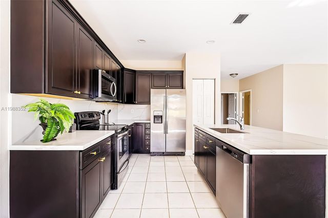 6712 Red Reef St, Lake Worth, FL 33467