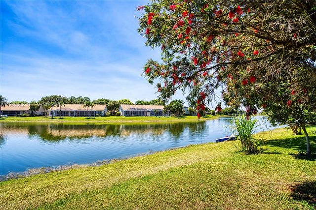 6712 Red Reef St, Lake Worth, FL 33467