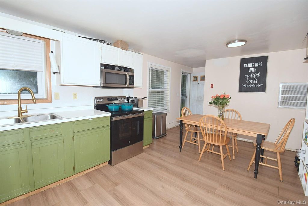 35 S 20th Street, Wyandanch, NY 11798 — photo 5