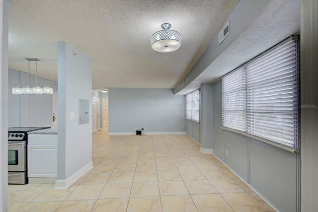 3315 58TH AVENUE S 306, St Petersburg, FL 33712
