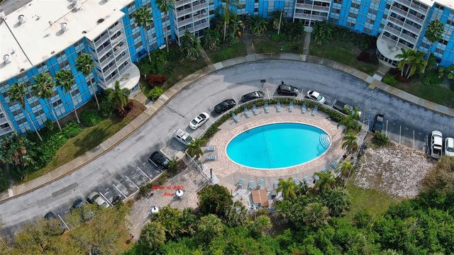 3315 58TH AVENUE S 306, St Petersburg, FL 33712