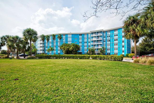3315 58TH AVENUE S 306, St Petersburg, FL 33712