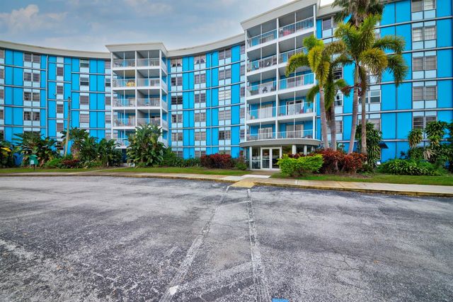 3315 58TH AVENUE S 306, St Petersburg, FL 33712