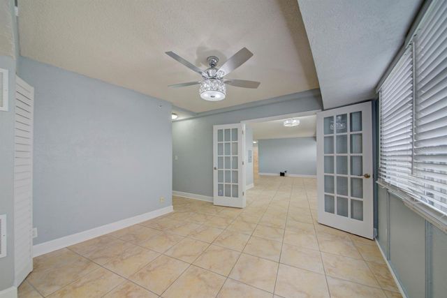 3315 58TH AVENUE S 306, St Petersburg, FL 33712