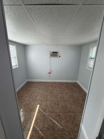 1563 NE 51st Street, Pompano Beach, FL 33064