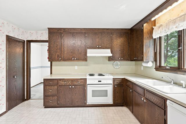 4275 Pilot Knob Road, Eagan, MN 55122