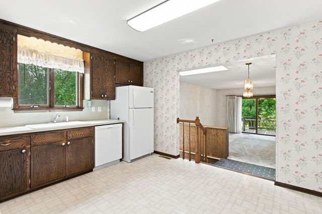 4275 Pilot Knob Road, Eagan, MN 55122