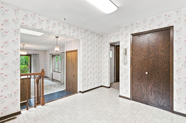 4275 Pilot Knob Road, Eagan, MN 55122