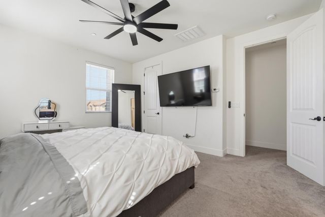 4466 Natomas Central Dr, Sacramento, CA 95834