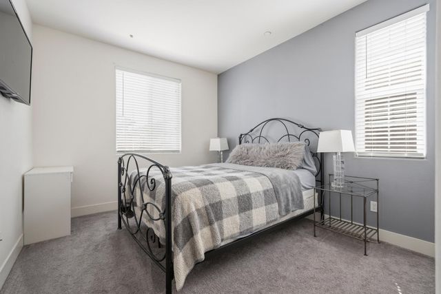 4466 Natomas Central Dr, Sacramento, CA 95834