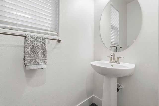 4466 Natomas Central Dr, Sacramento, CA 95834