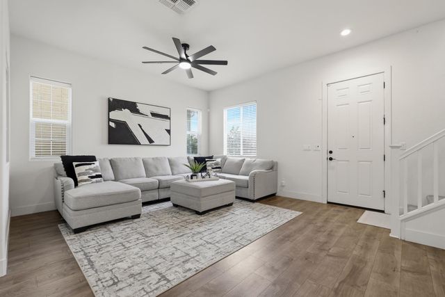 4466 Natomas Central Dr, Sacramento, CA 95834