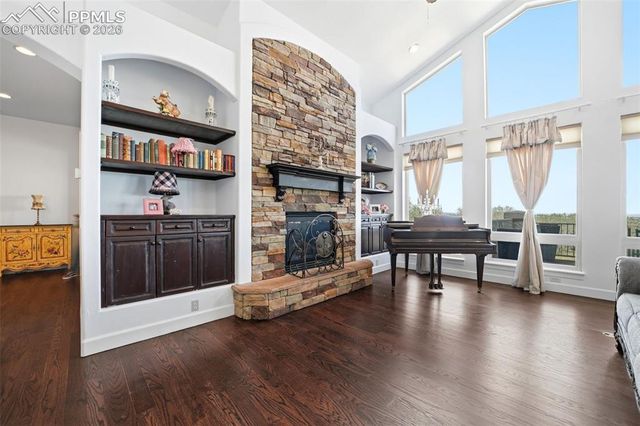 6085 Hardwick Drive, Colorado Springs, CO 80906