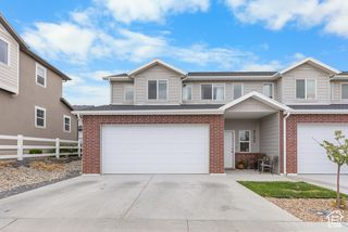 2122 W 1745 CT, West Haven, UT 84401