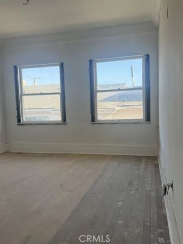138 N Manhattan, Los Angeles, CA 90004