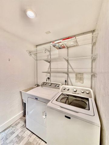 23331 CLUB VILLAS DRIVE, Land O Lakes, FL 34639