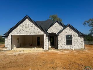 322 Saddle Brook Drive, Hallsville, TX 75650
