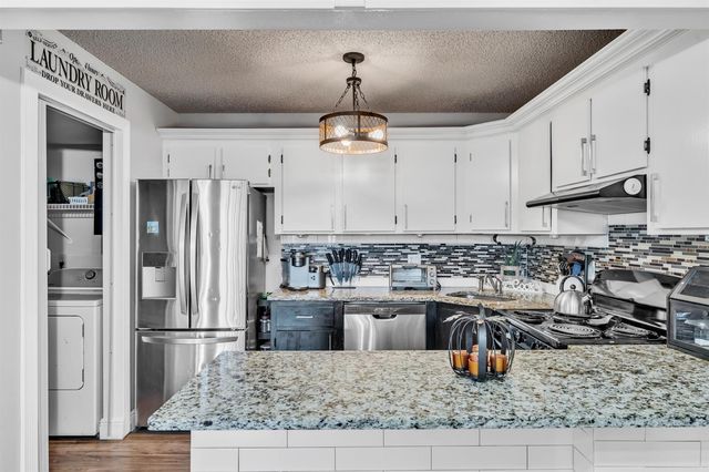 329 Knotty Pine Circle A-2, Greenacres, FL 33463