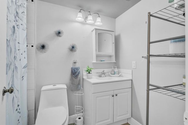 329 Knotty Pine Circle A-2, Greenacres, FL 33463