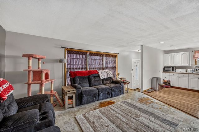 62 Joel Drive, Cheektowaga, NY 14043