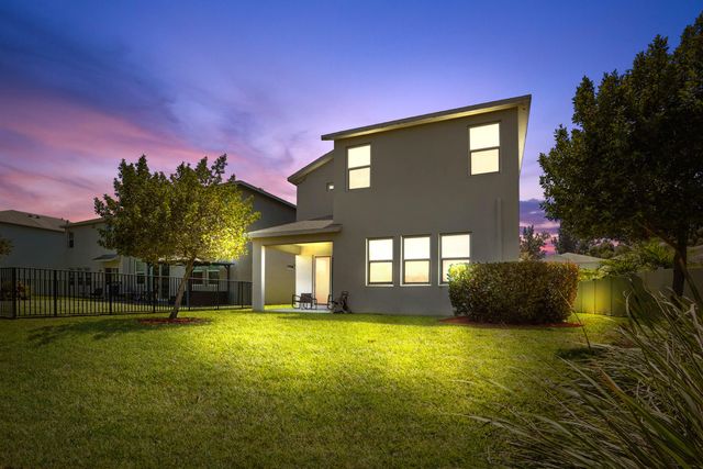 1826 Lake Cove Drive, Lake Worth, FL 33460