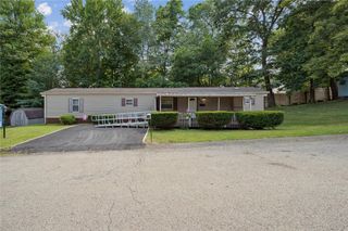 421 Perry Cir, Cranberry Twp, PA 16066
