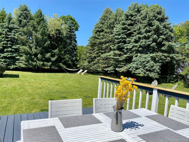 2735 Beebe Drive, Cutchogue, NY 11935