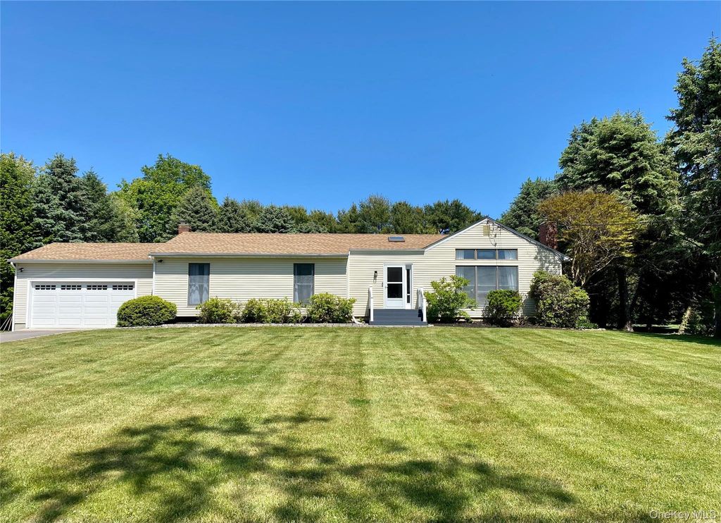 2735 Beebe Drive, Cutchogue, NY 11935