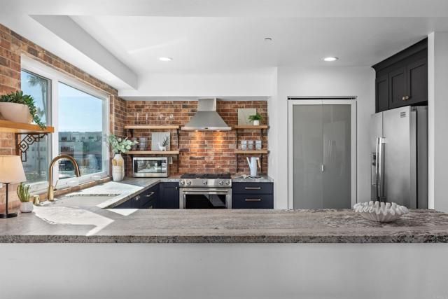 401 N Coast Hwy 301, Oceanside, CA 92054