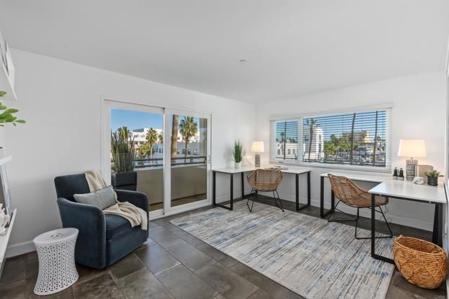 401 N Coast Hwy 301, Oceanside, CA 92054