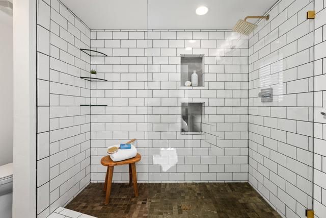 401 N Coast Hwy 301, Oceanside, CA 92054