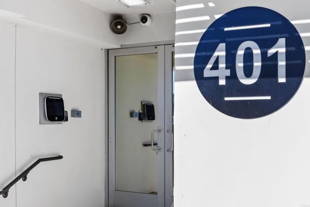 401 N Coast Hwy 301, Oceanside, CA 92054