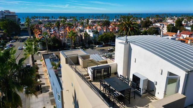 401 N Coast Hwy 301, Oceanside, CA 92054