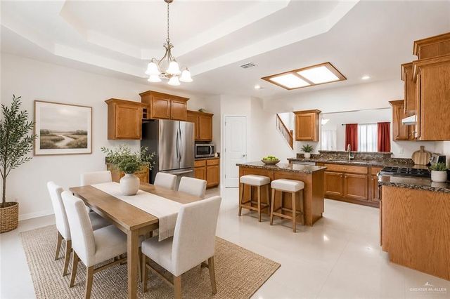 104 E Auburn Avenue, Mcallen, TX 78504