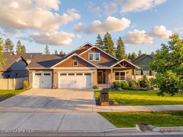 999 E HURRICANE DR, Hayden, ID 83835