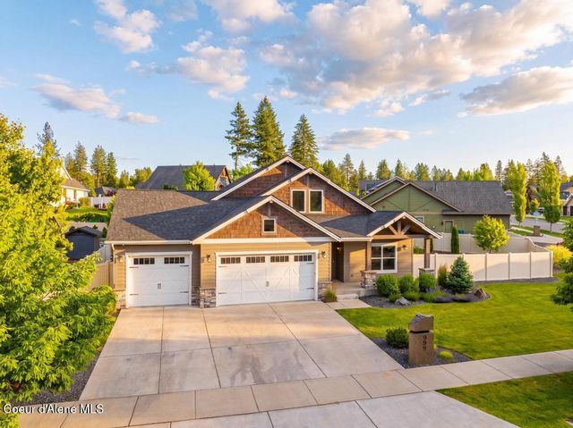 999 E HURRICANE DR, Hayden, ID 83835