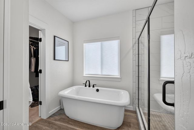 999 E HURRICANE DR, Hayden, ID 83835